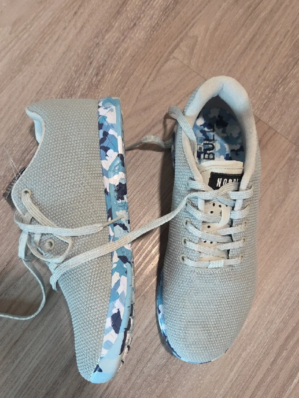 New NOBULL Light Gray Knit Trainer Sneakers - Picture 2 of 4